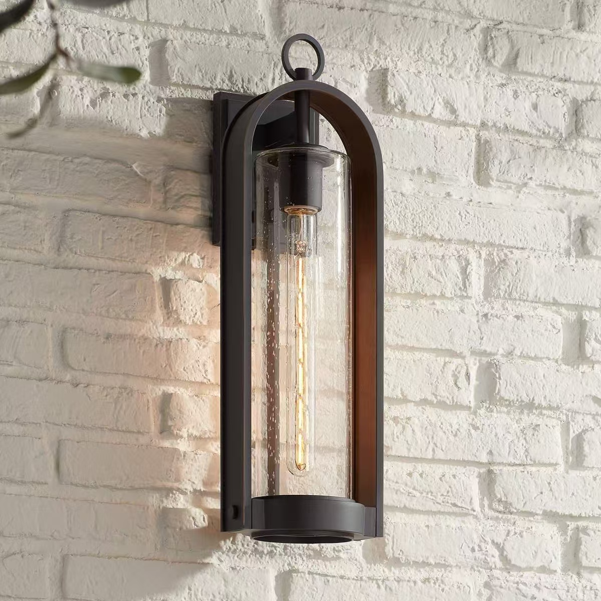 9957 E27 WALL LANTERN