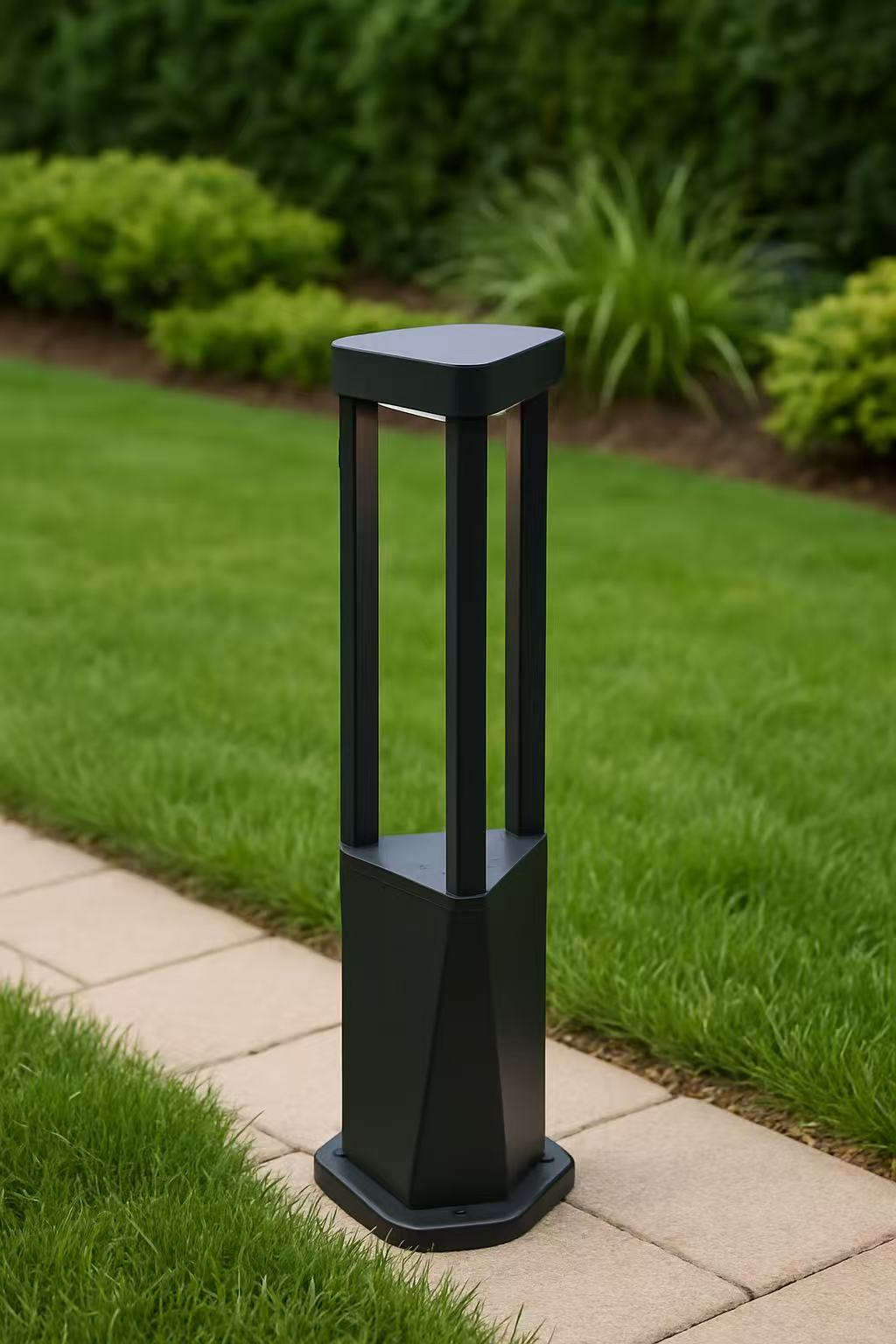 SU-2418/60 LAWN LAMP