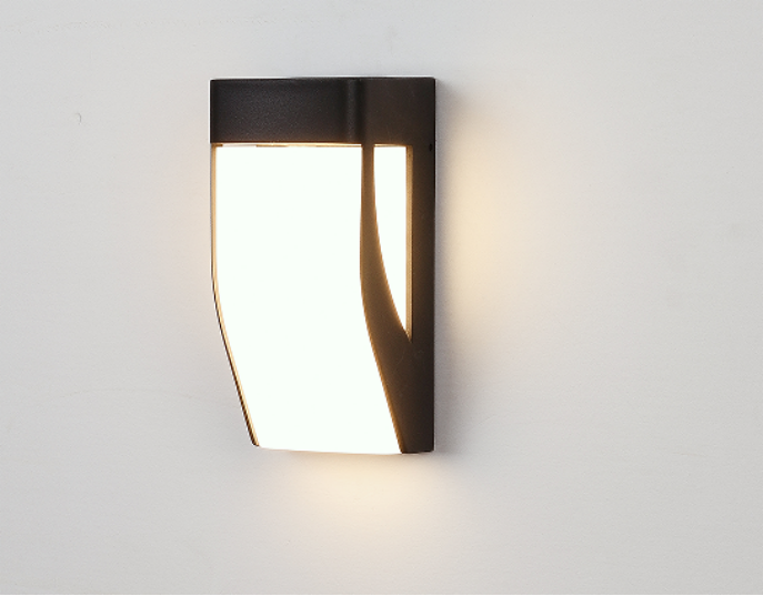 SU-260 OUTDOOR WALL LAMP