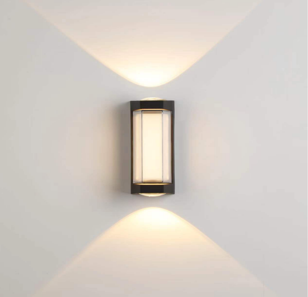 SU-AL-120 OUTDOOR WALL LAMP
