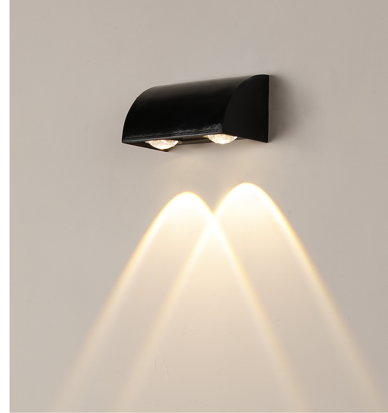 SU-AL-126 OUTDOOR WALL LAMP