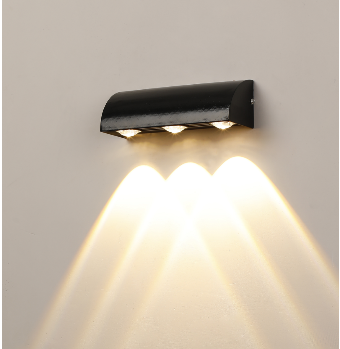 SU-AL-127 OUTDOOR WALL LAMP