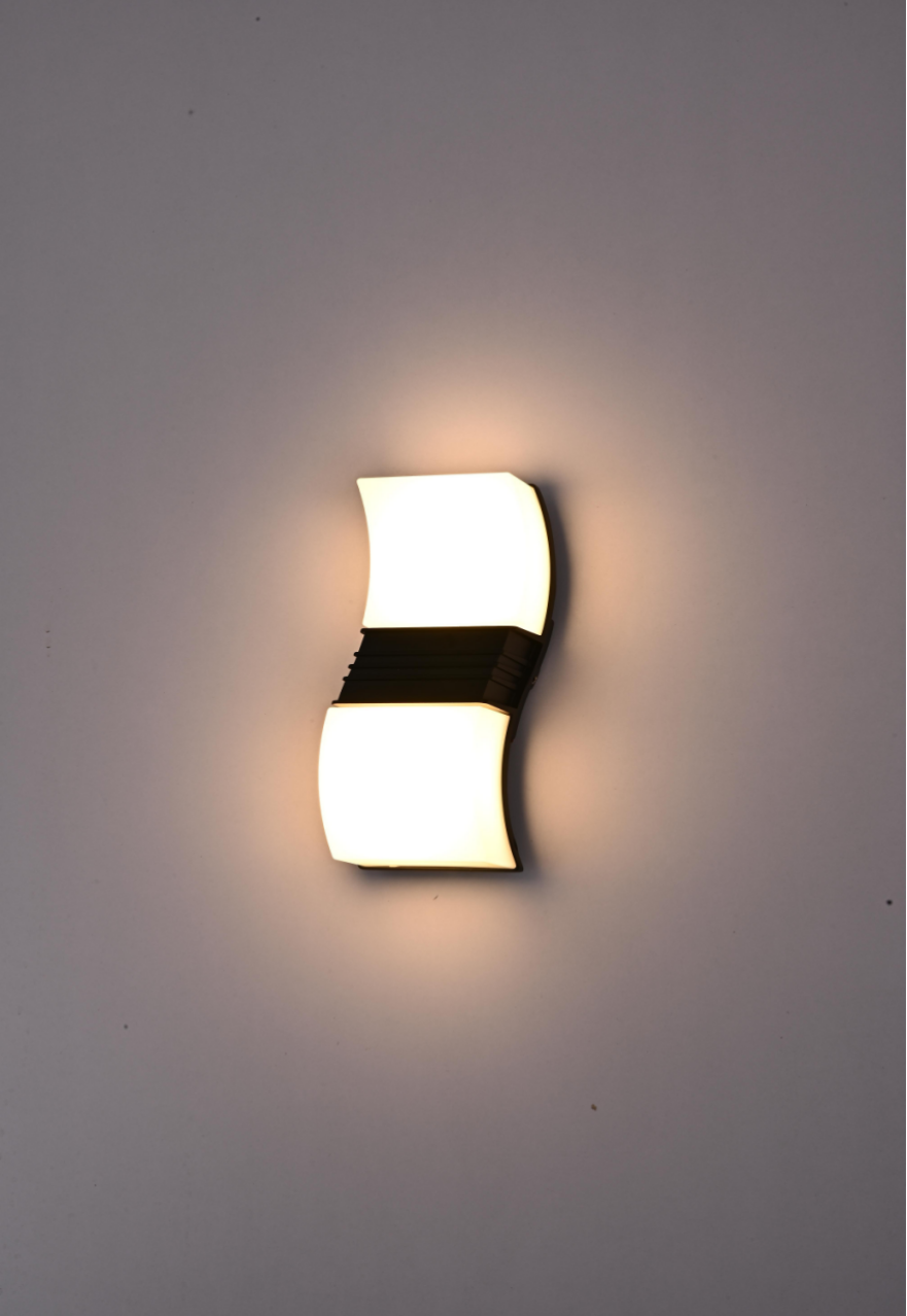 SU-AL-169 OUTDOOR WALL LAMP