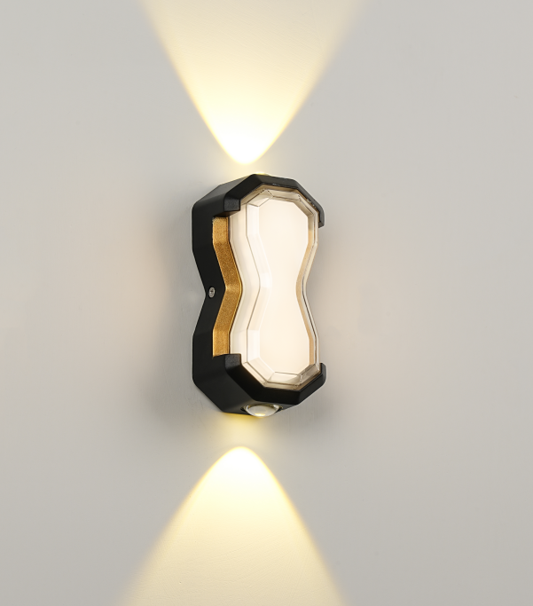 SU-AL-24 OUTDOOR WALL LAMP