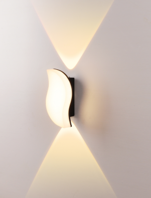 SU-AL-251 OUTDOOR WALL LAMP