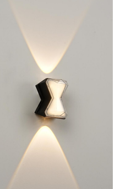 SU-AL-33 OUTDOOR WALL LAMP