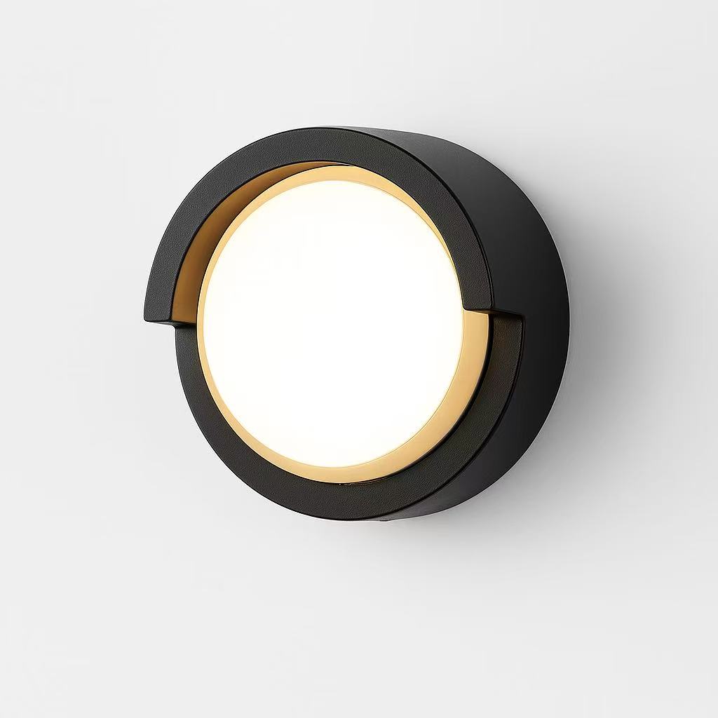SU-WL47 OUTDOOR WALL LAMP