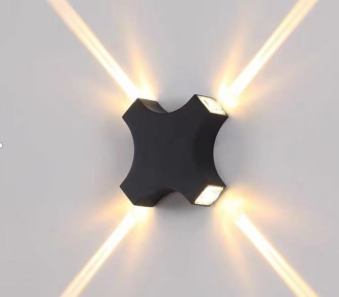 SU-WL52 OUTDOOR WALL LAMP